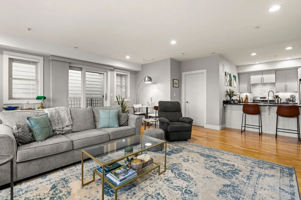 339 W Broadway, South Boston