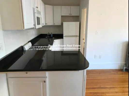 26 Hemenway St, Fenway