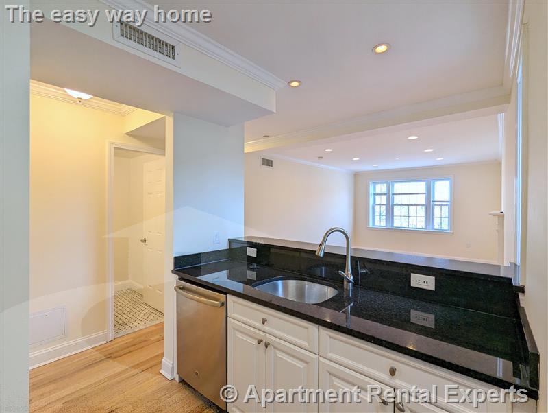 55 Langdon St, Harvard Square