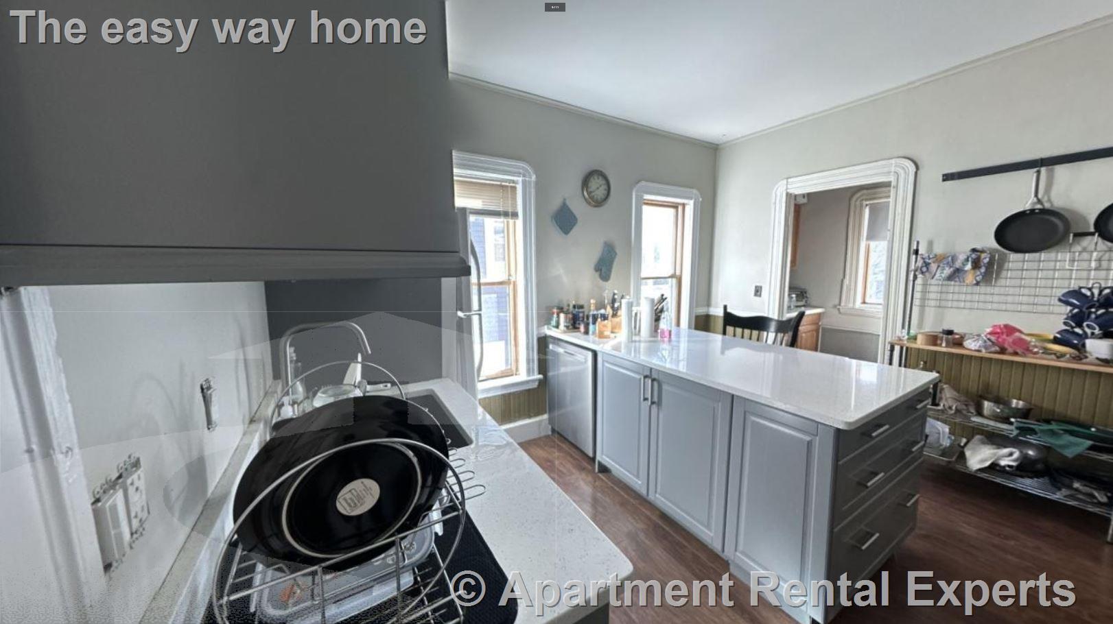 85 Lowden Ave, Powder House Square