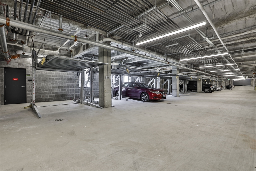 301 Border St, East Boston