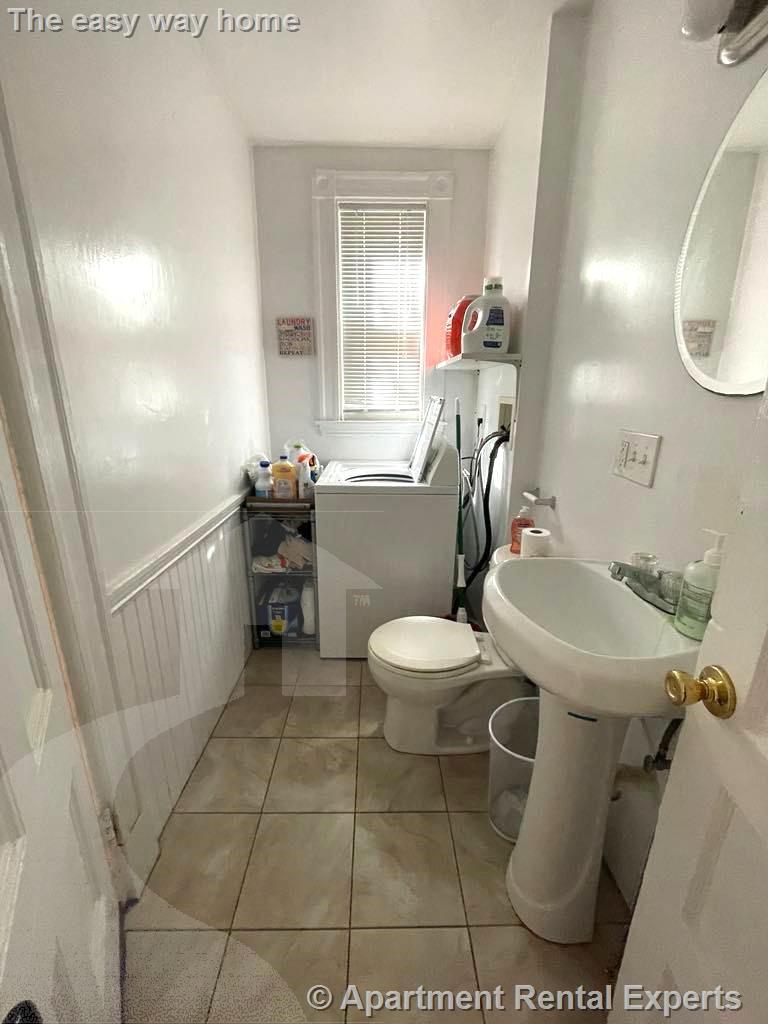 158 River St, Central Square