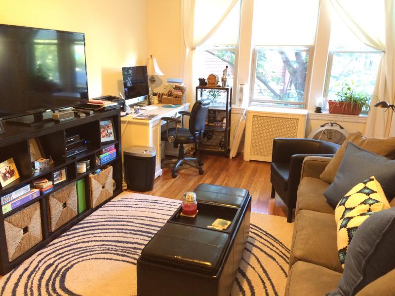 1622 Massachusetts Ave, Neighborhood Nine