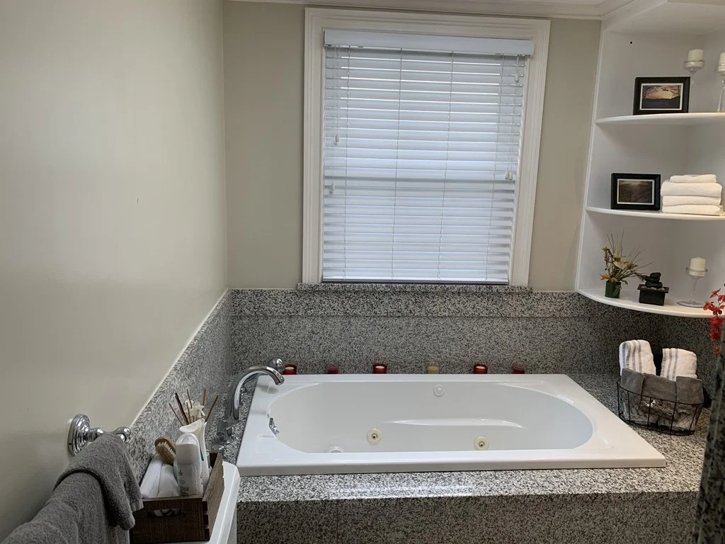 61 Puritan Rd, Assembly Square