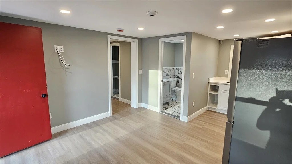 825 Scenic Hwy, Bourne