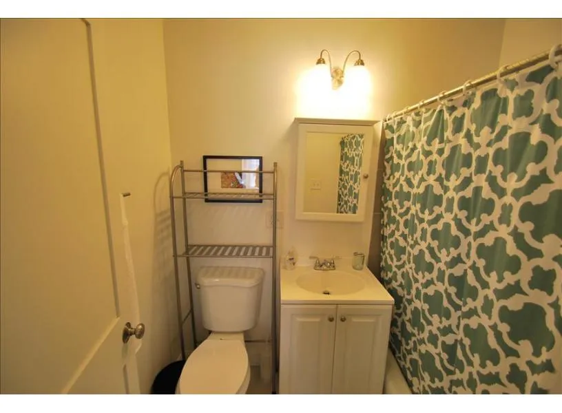 538 East Broadway, South Boston