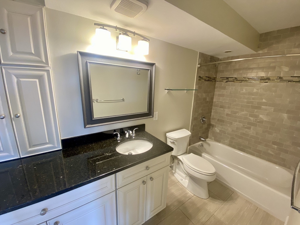 1731 Beacon St, Brookline