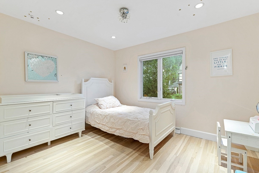 44 Rowena Rd, Newton