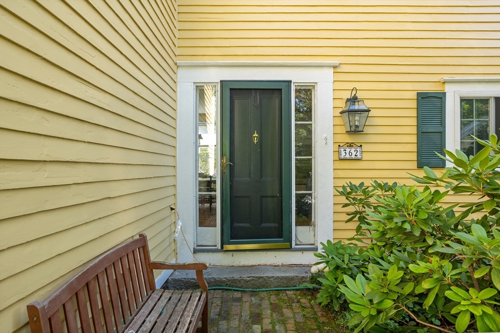 362 King St, Littleton