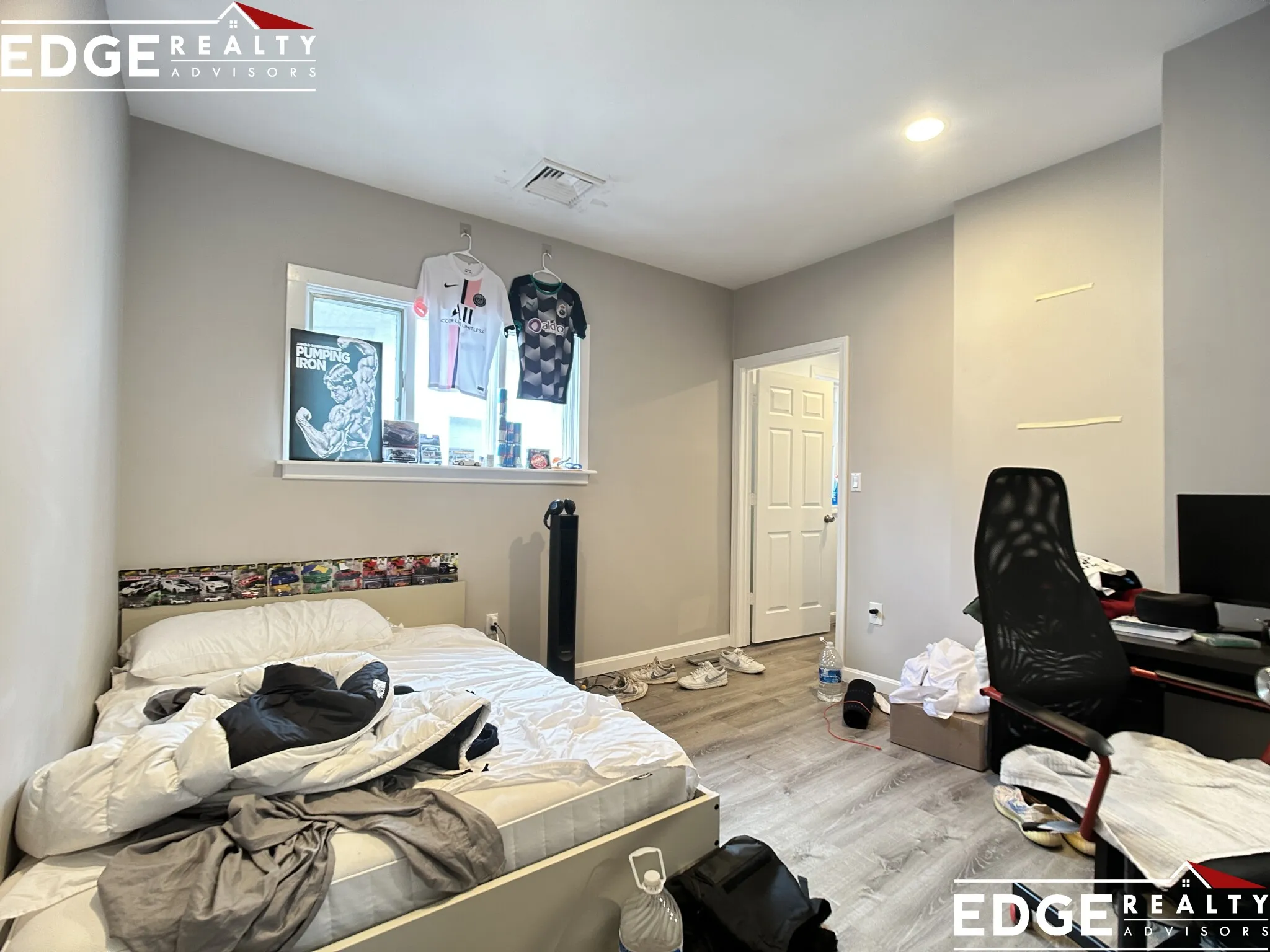 39 Long Ave, Brighton