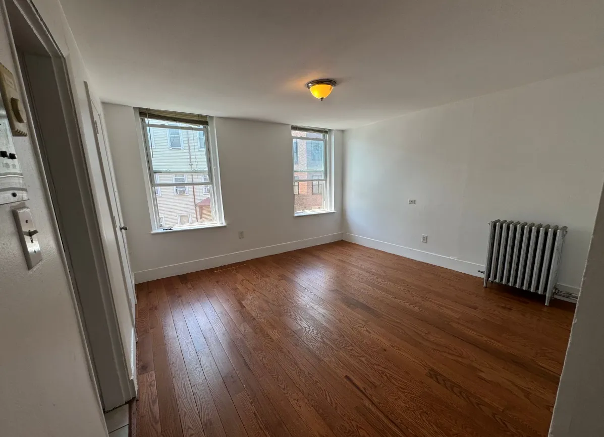 210 Maverick St, East Boston