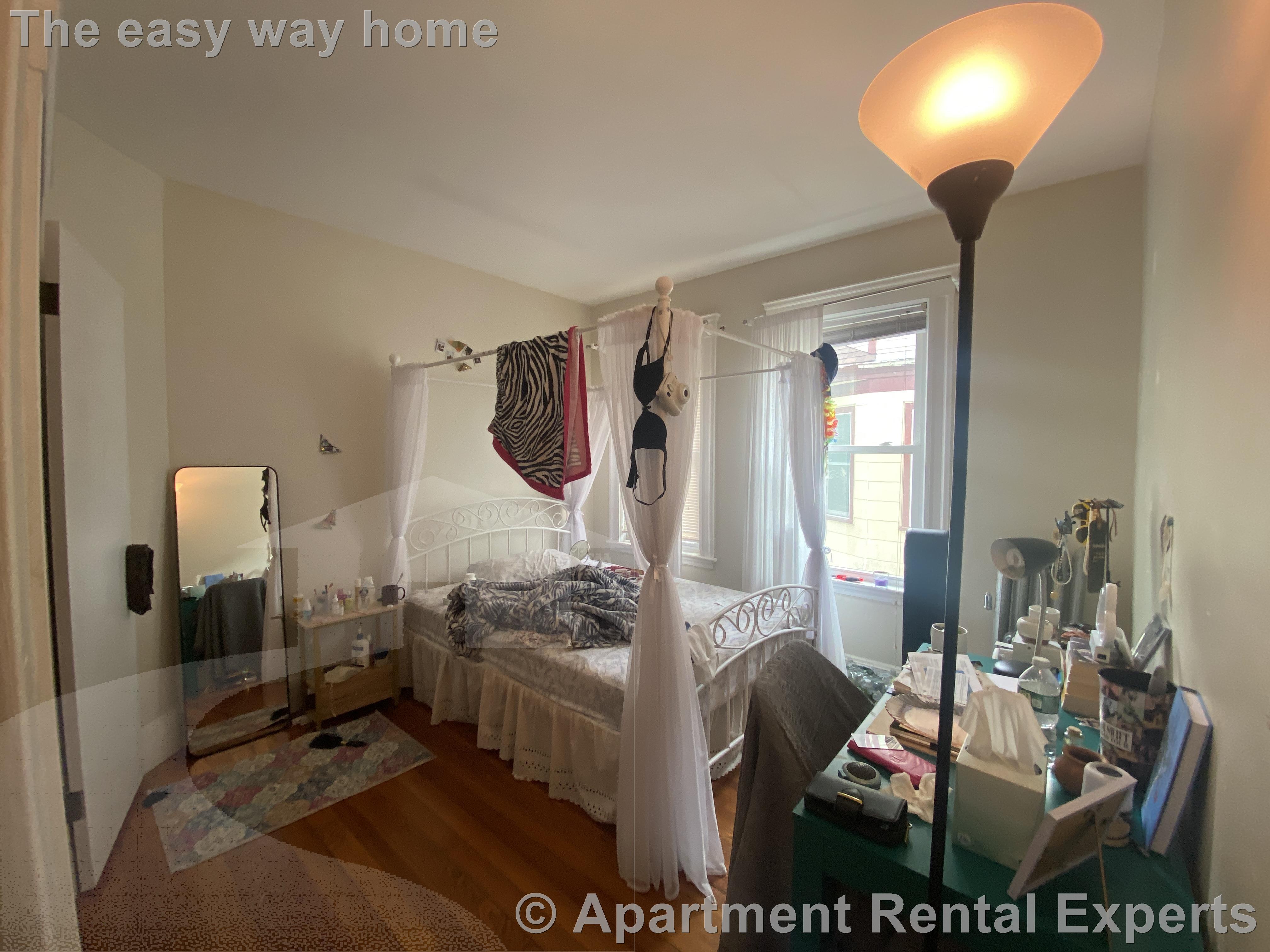 24-26 Burnham St, Davis Square