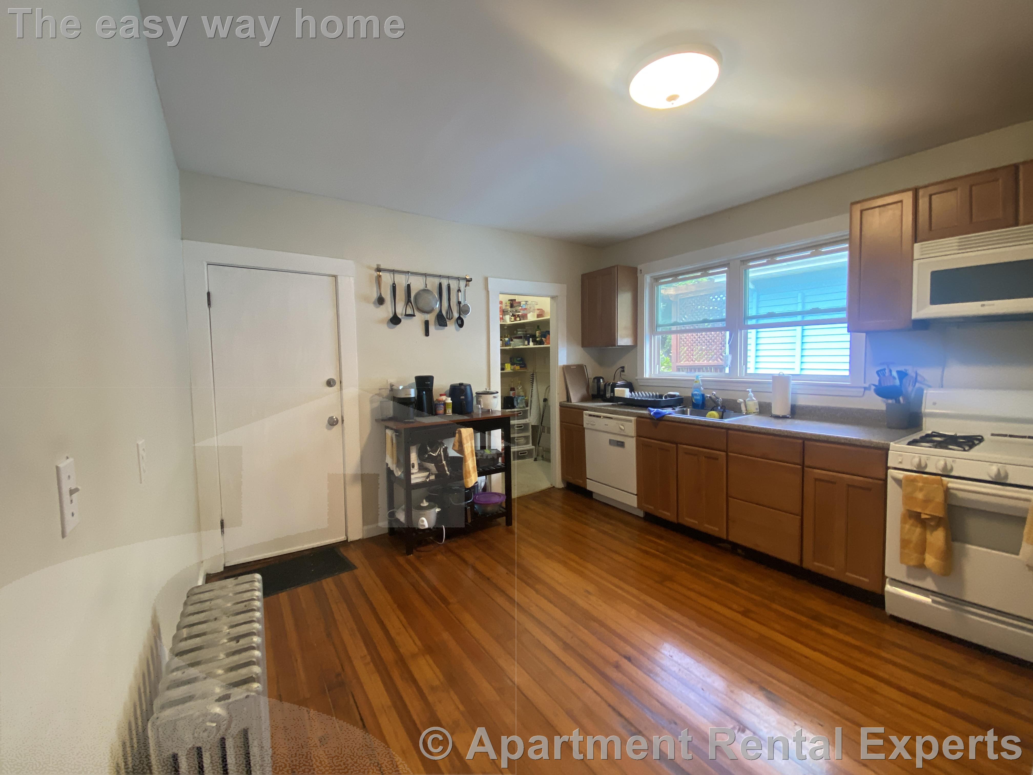 24-26 Burnham St, Davis Square