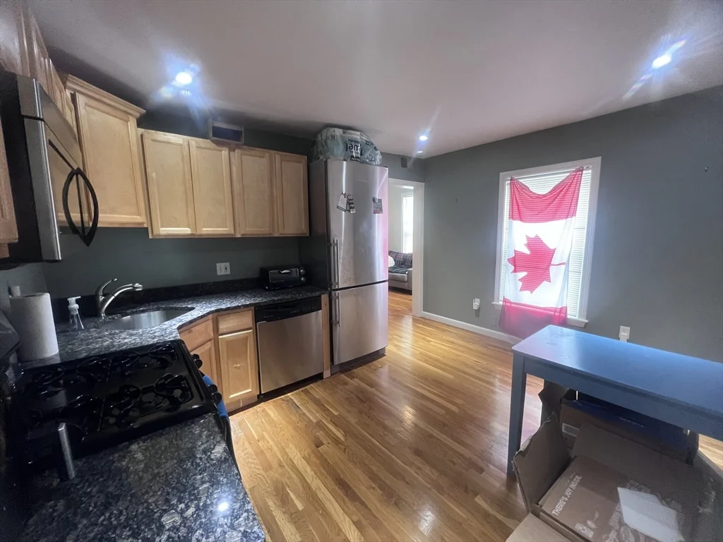 6 Arcadia St, Jamaica Plain