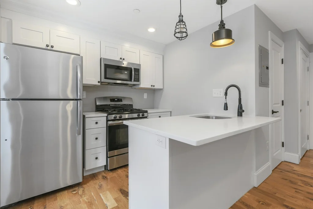 143 Everett St, East Boston