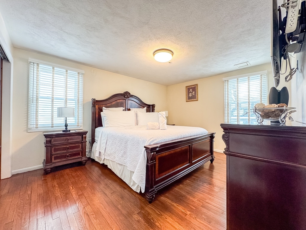 34 Rumney Rd, Revere