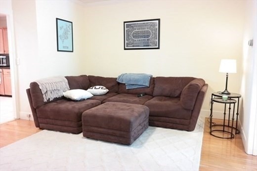 18 Union St, Charlestown