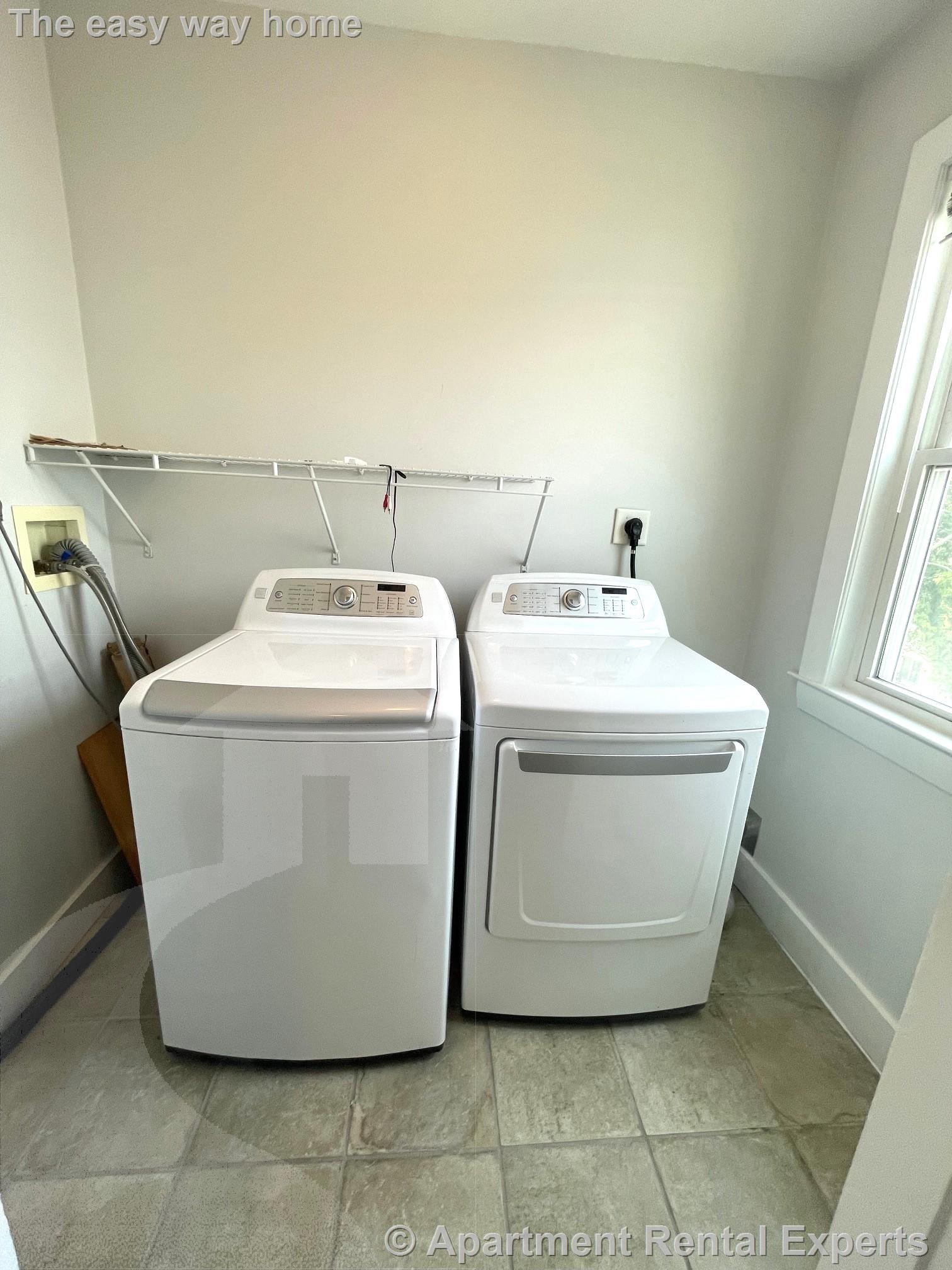 69 Raymond Ave, Tufts