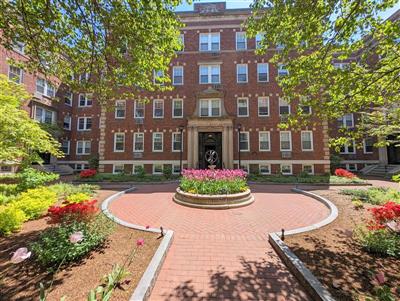 22 Chauncy St, Neighborhood Nine