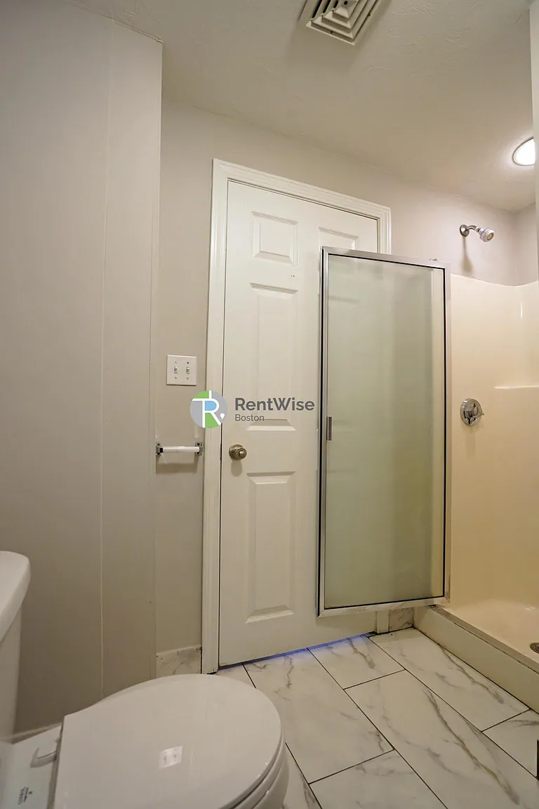 146 Chiswick Rd, Brighton