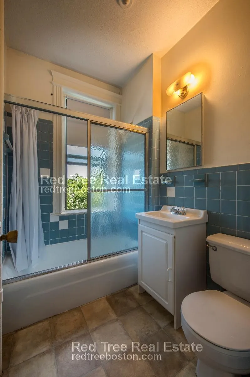 1148 Commonwealth Ave, Allston