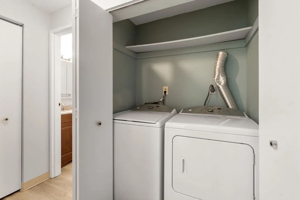 11 Silver Hill Ln, Natick