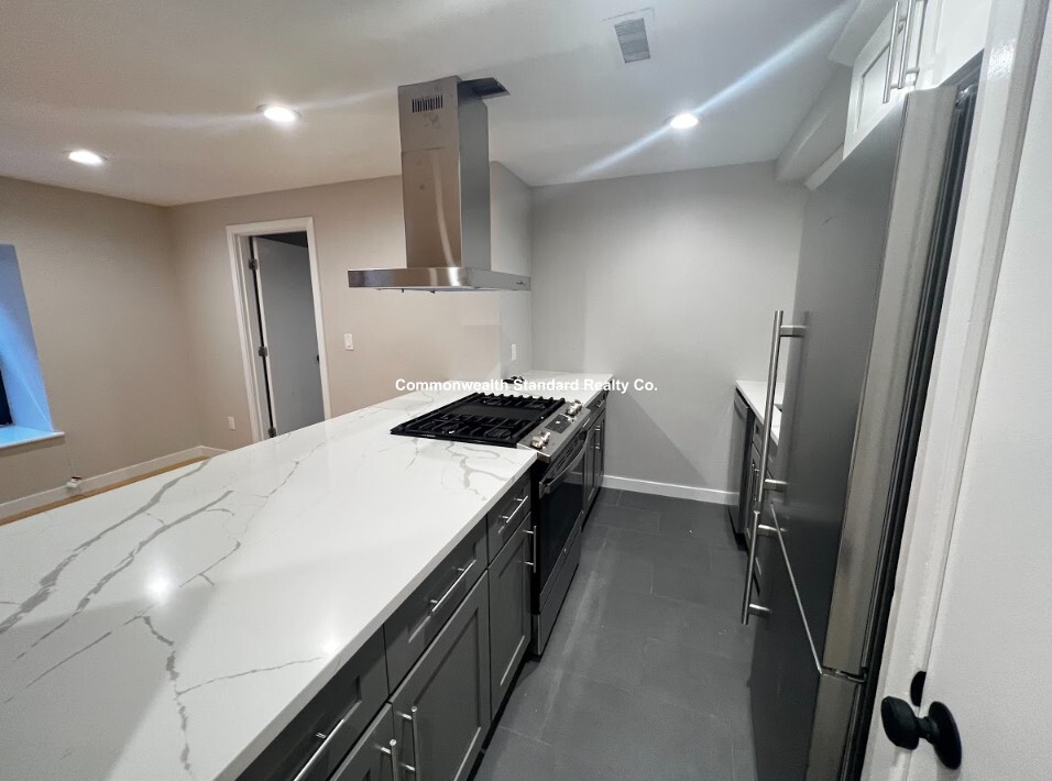 1661-1663 Washington St, South End