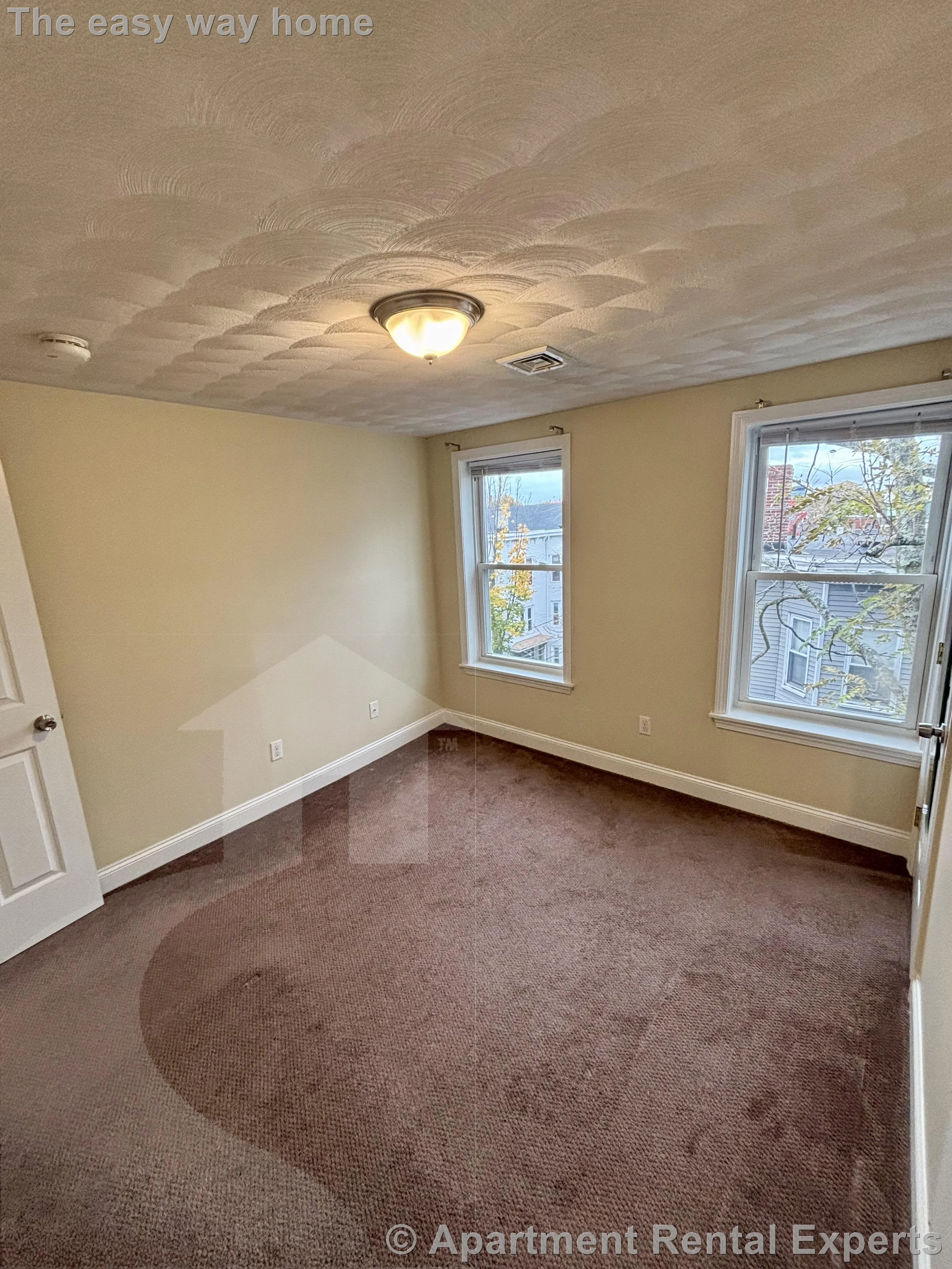 6 Douglass St, Central Square