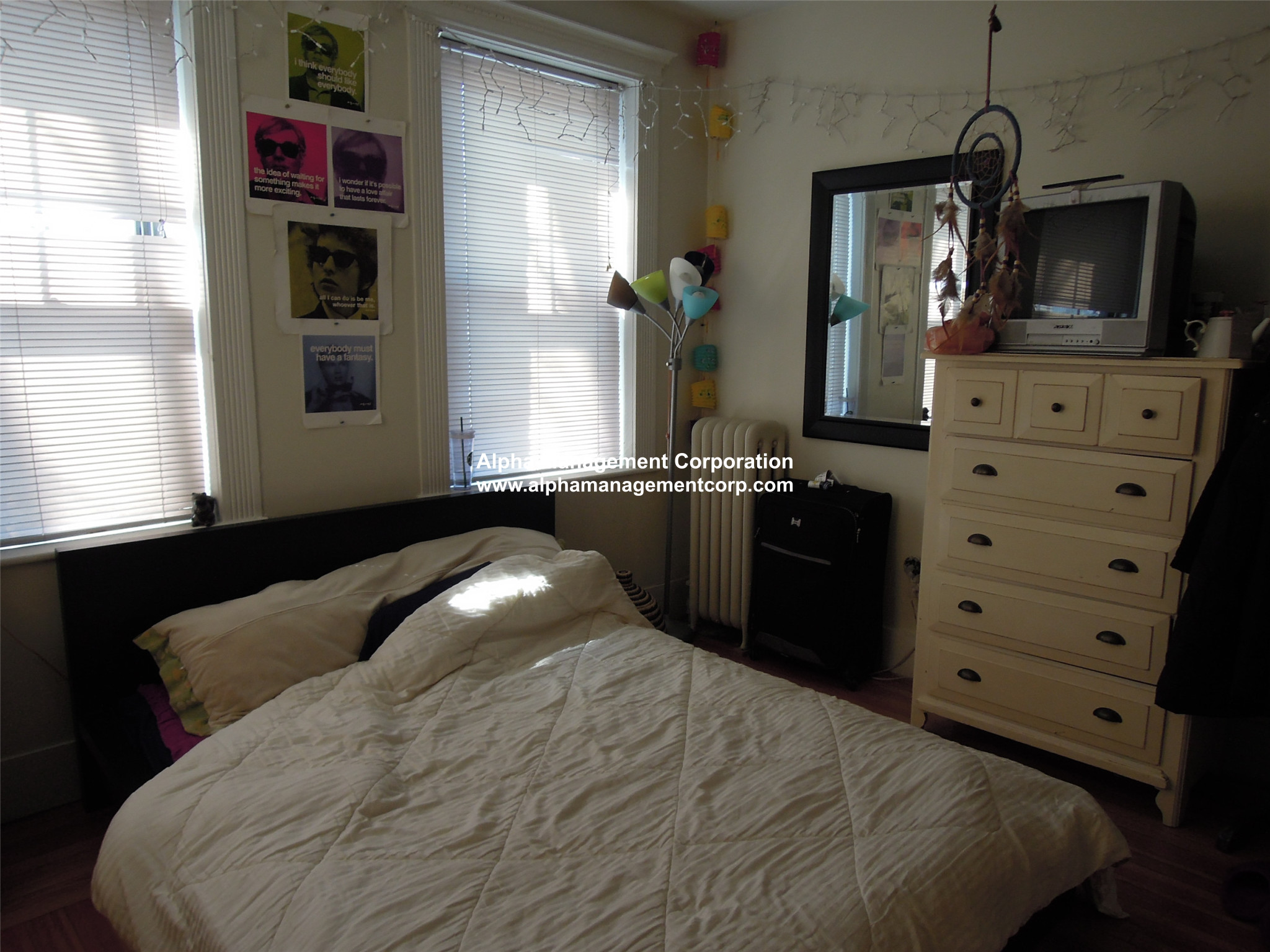 3 bed, 1.5 bath apartment for rent at 1412 Commonwealth Ave Unit 7, Brighton — photo 6 of 11