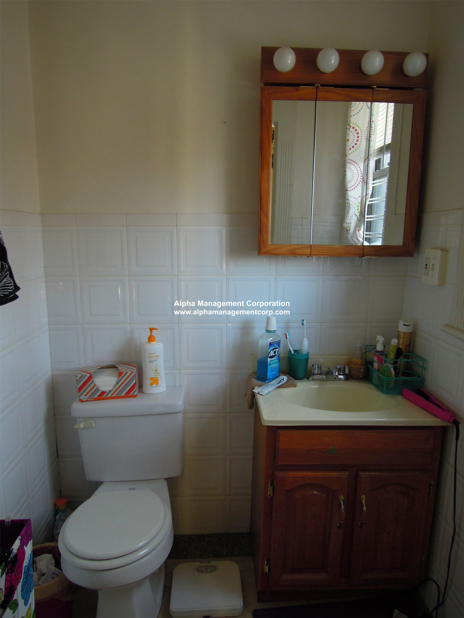3 bed, 1 bath apartment for rent at 1412 Commonwealth Ave Unit 16, Brighton — photo 4 of 11