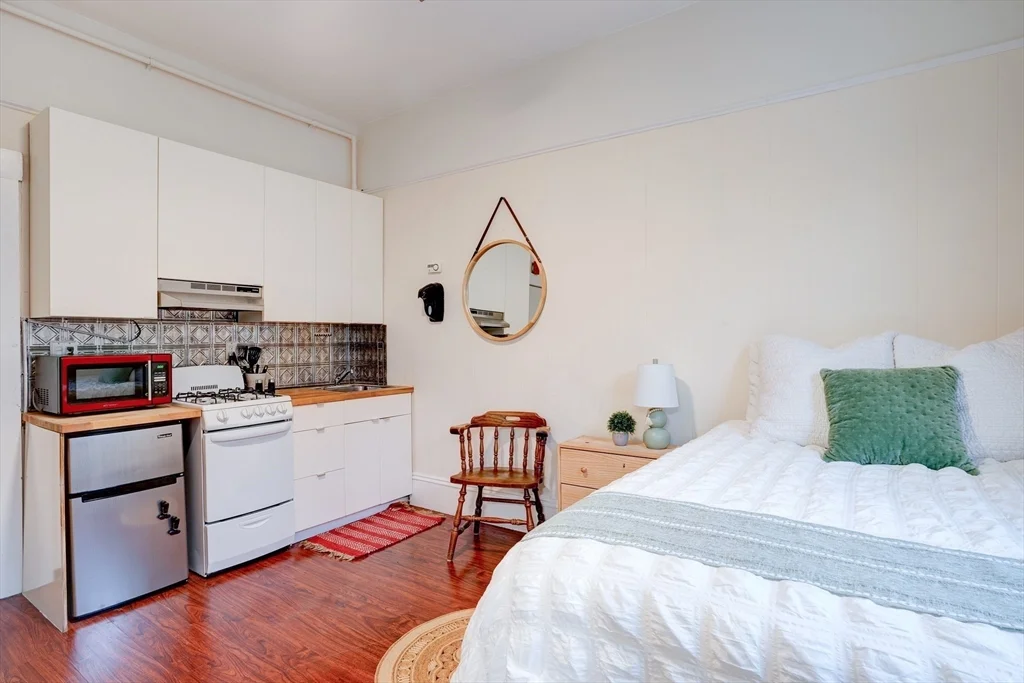 928 Dorchester Ave, Dorchester