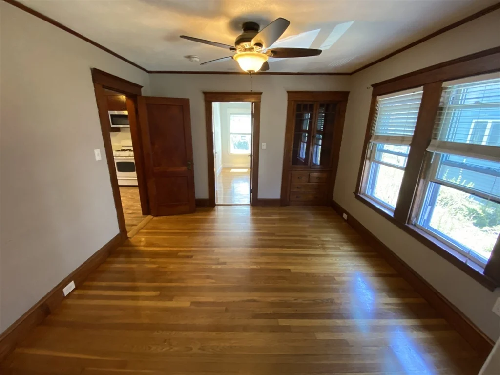 31 Pierce Ave, Dorchester