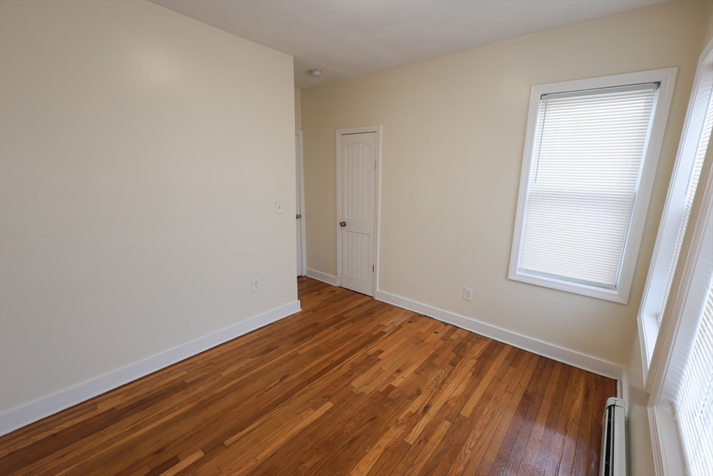 27 Fessenden St, Mattapan