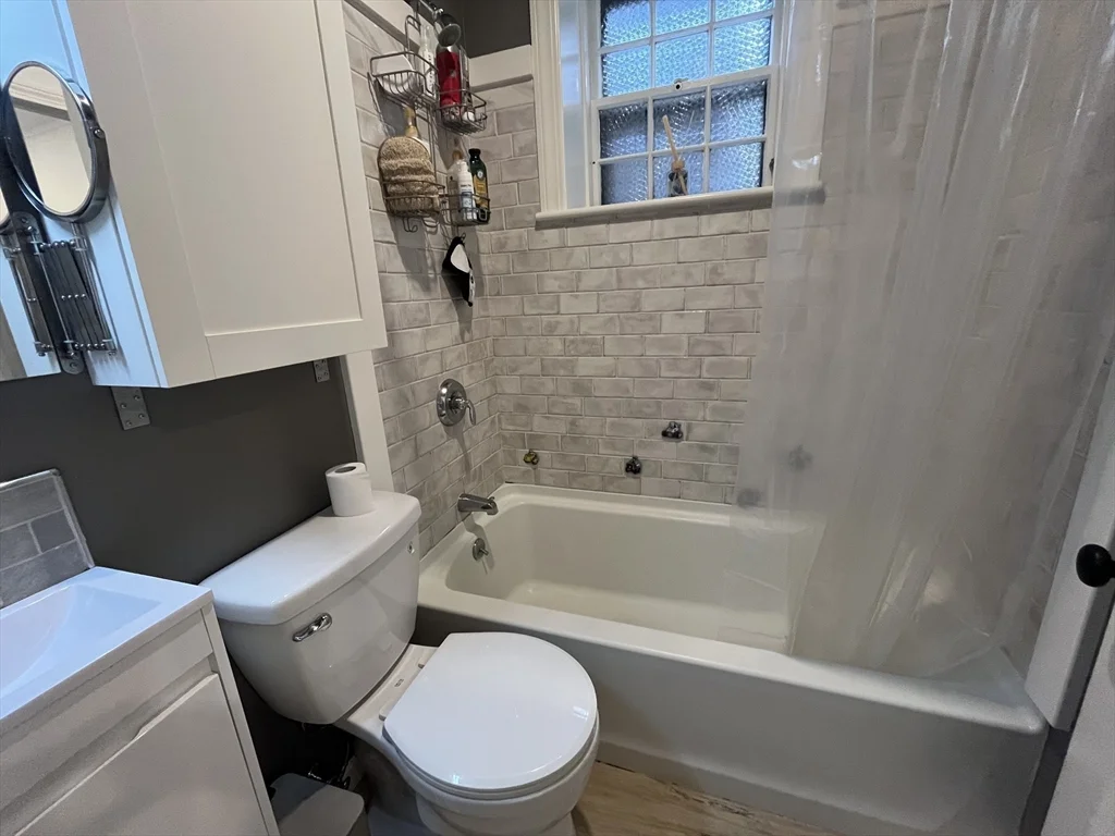 60 Elm, Worcester