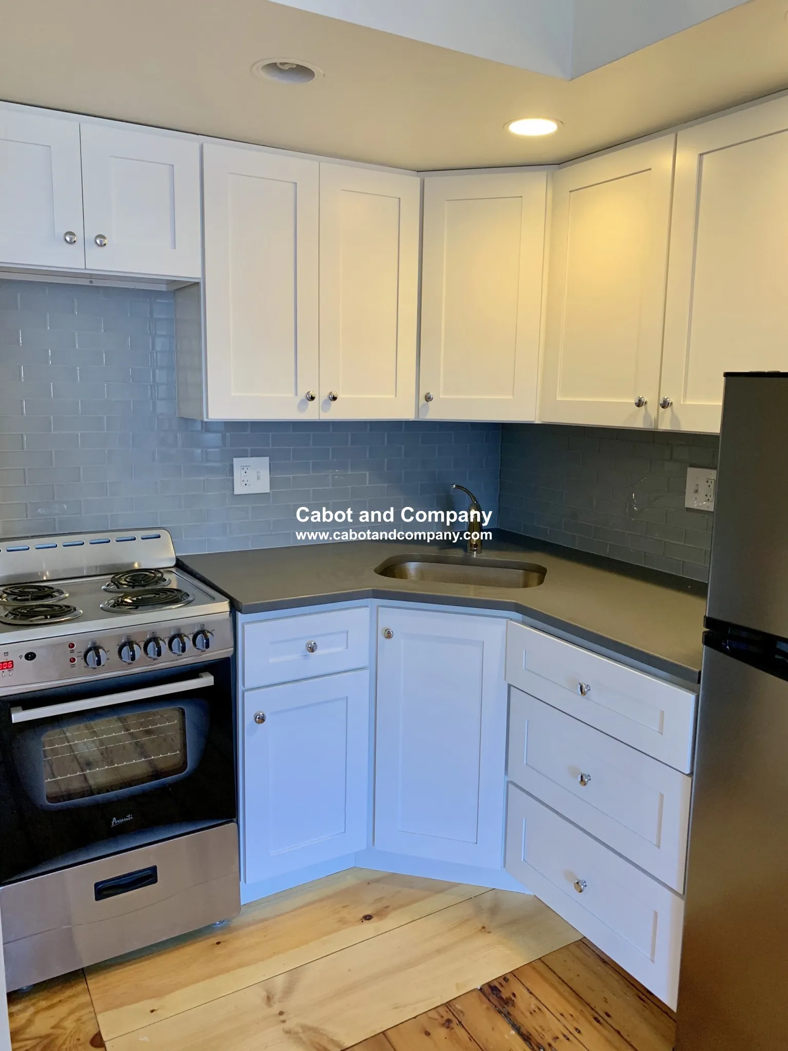 614 Massachusetts Ave, South End