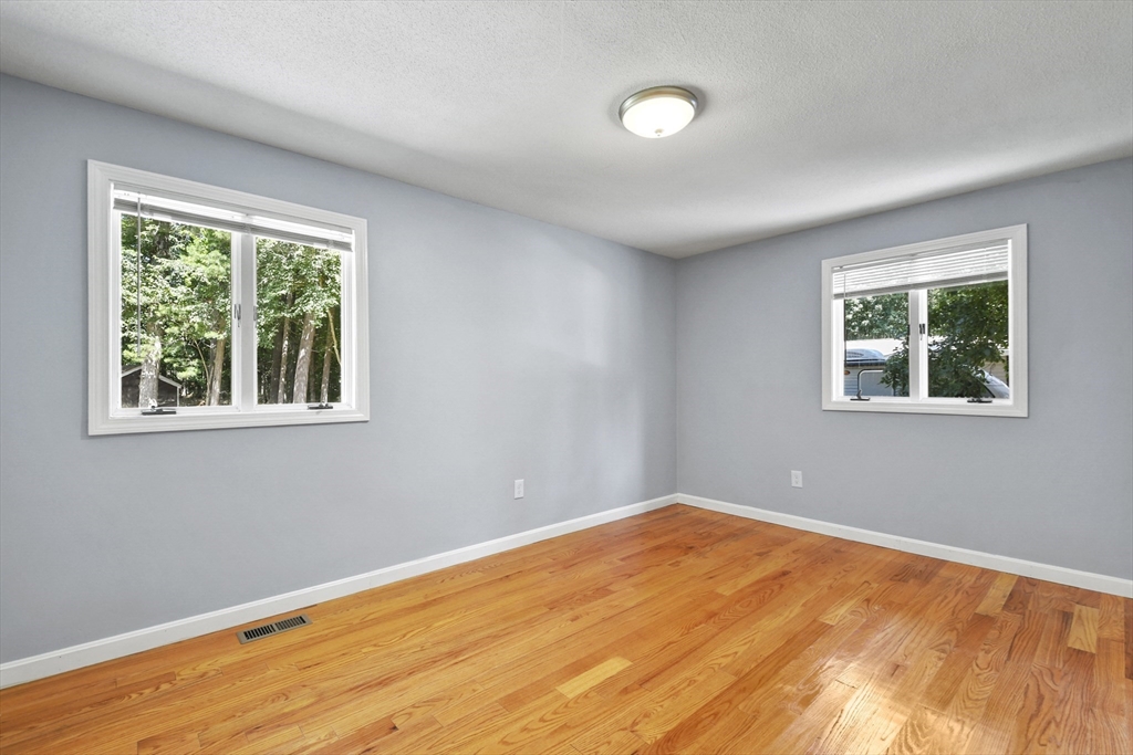 10 Lawndale Rd, Mansfield