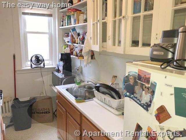 172 Maple St, Malden Center