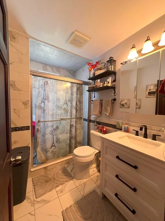 25 Rowena St, Dorchester