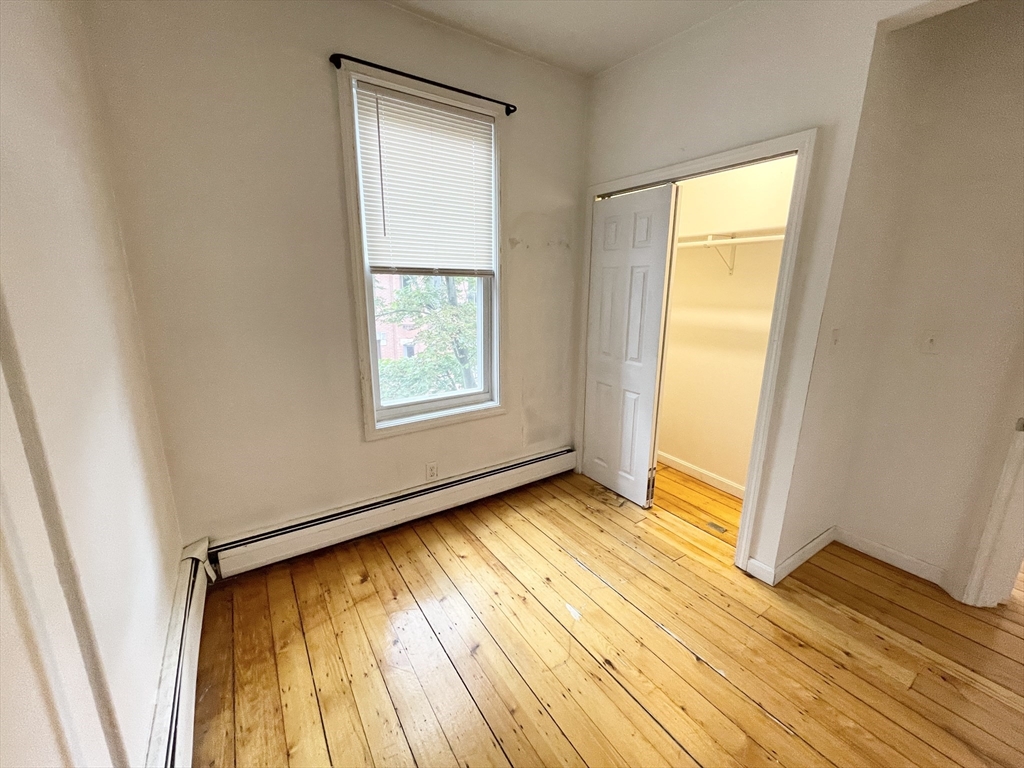 52 Delle Ave, Mission Hill