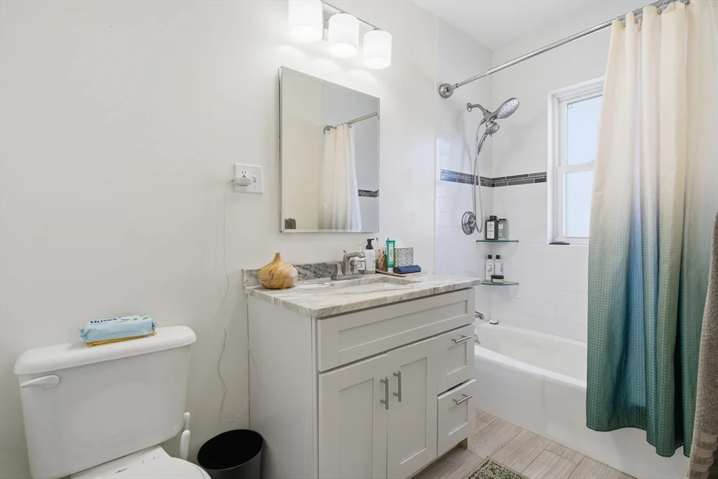 11 Asticou, Jamaica Plain