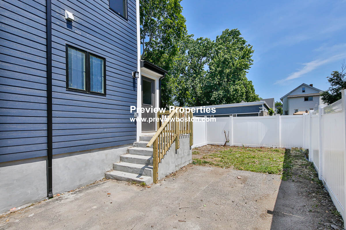 120 Jerome St, West Medford