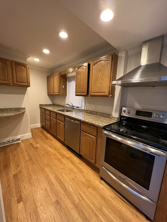 162 Eastside Pkwa, Newton