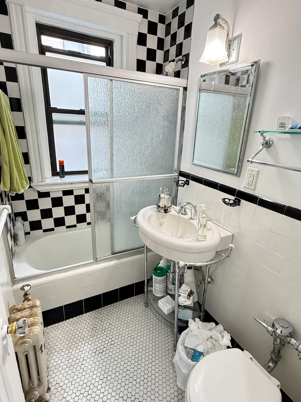 2003 Commonwealth Ave, Brighton