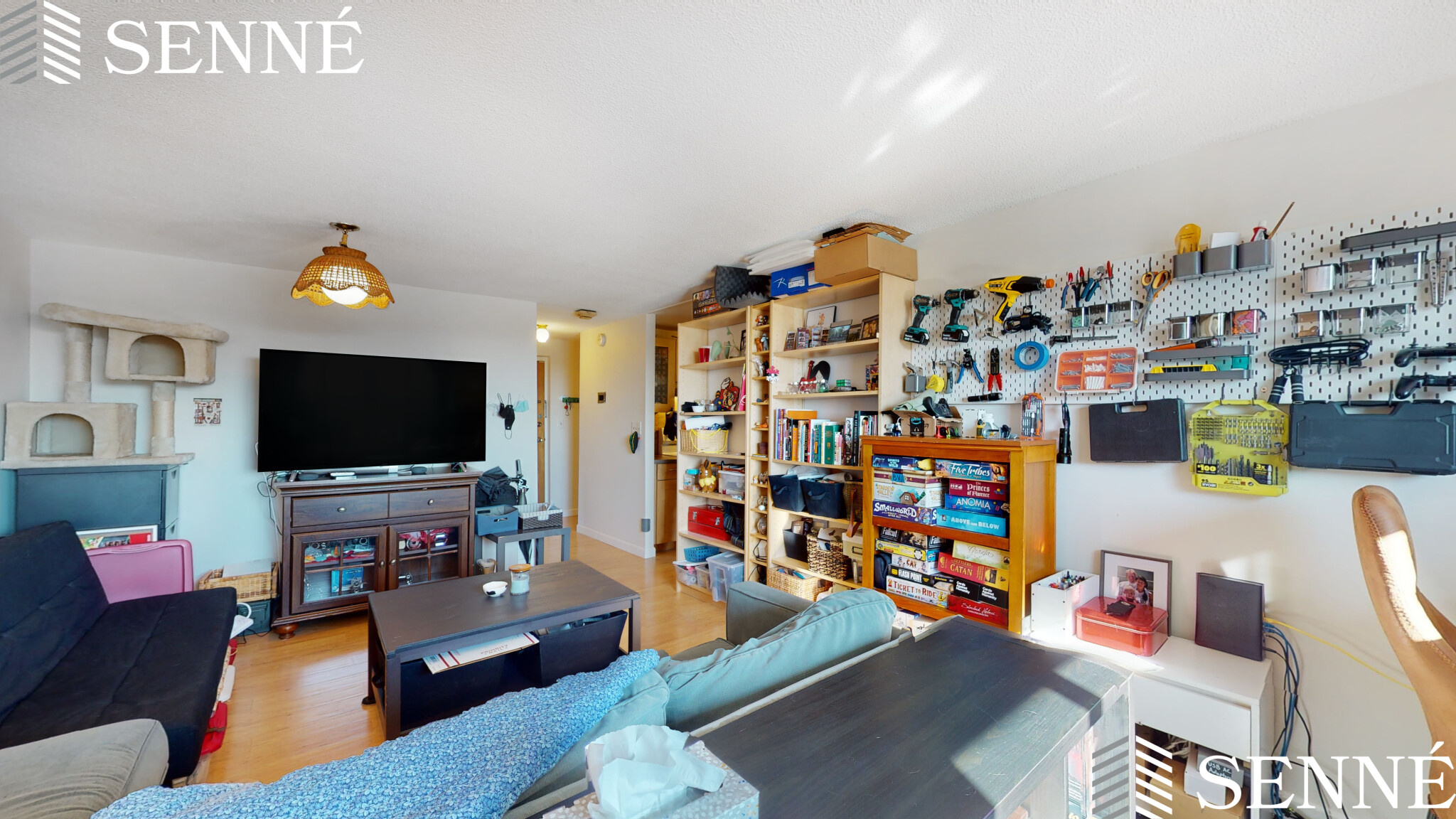 94 Beacon St, Ward Two