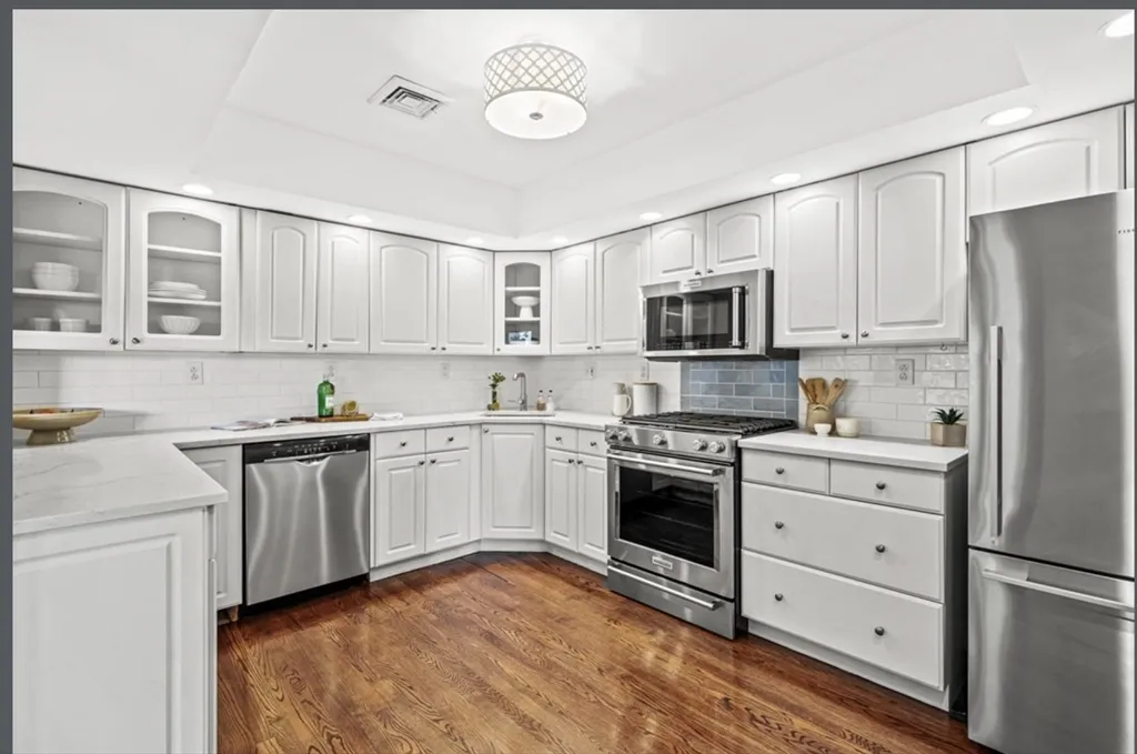 476 East 3rd St, South Boston