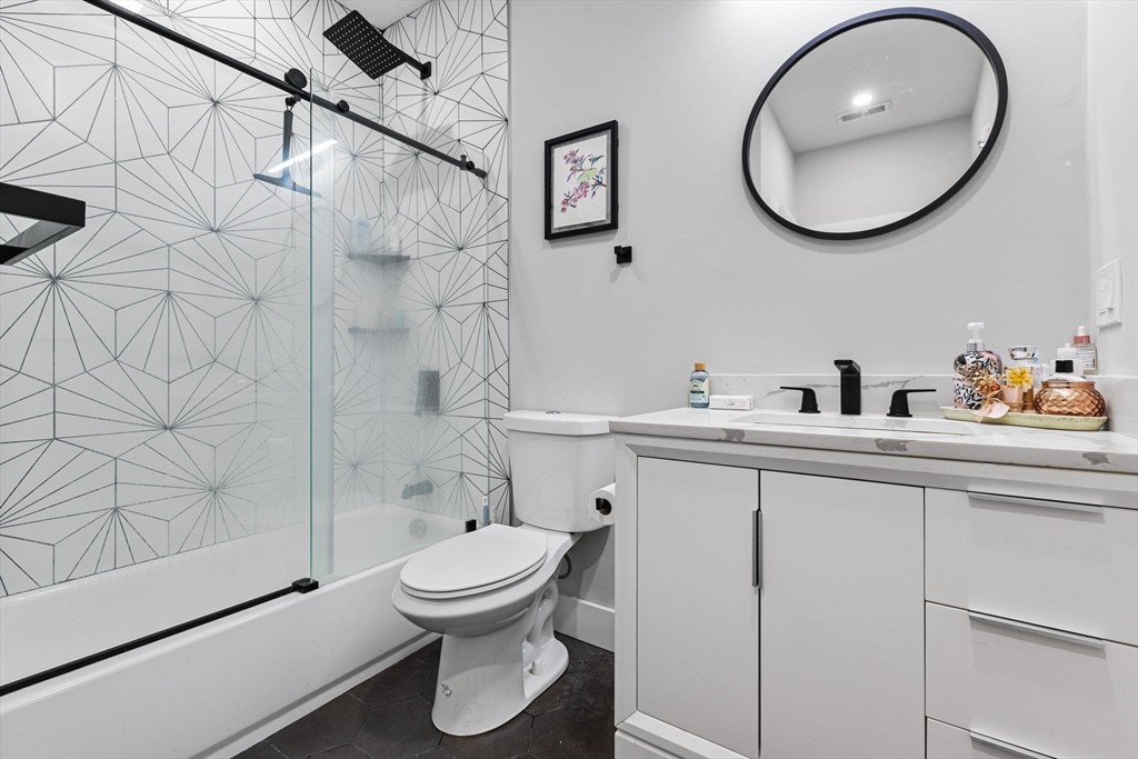 761 Washington St, Dorchester