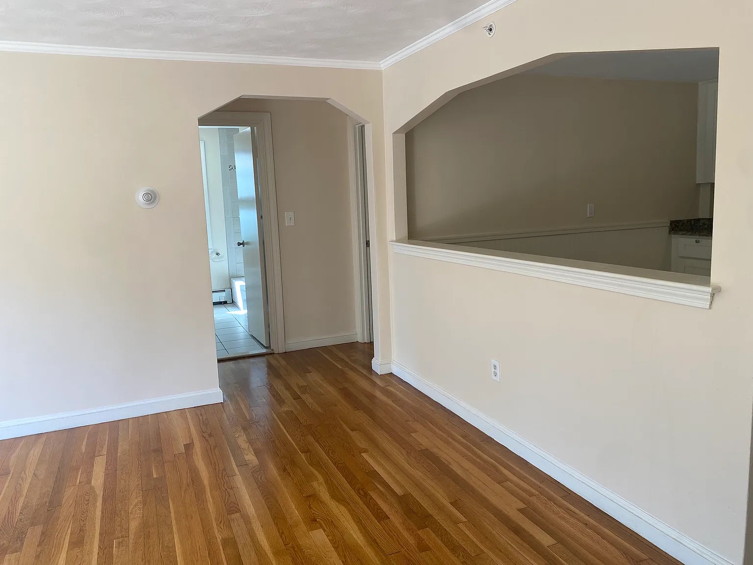 4833 Washington St, West Roxbury