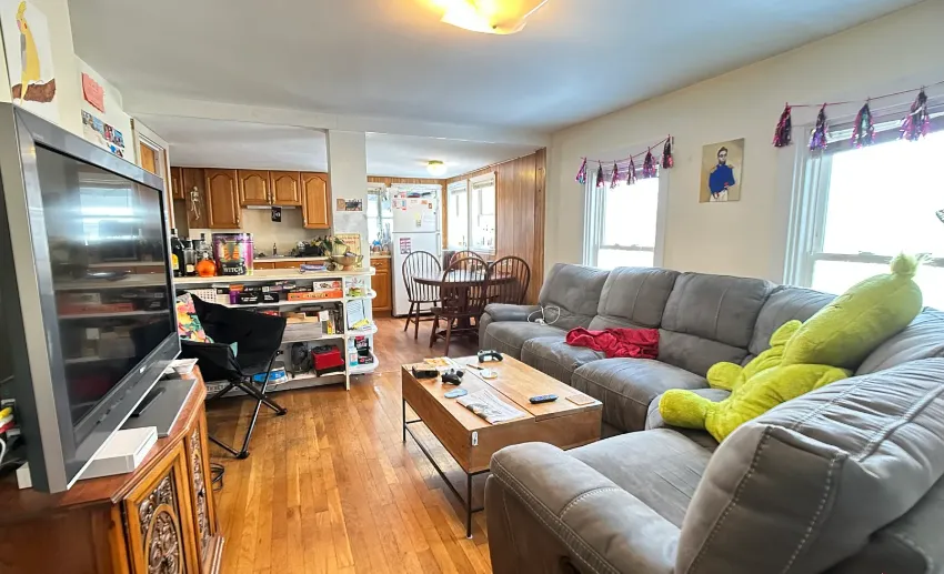 28 Cherry St, Spring Hill