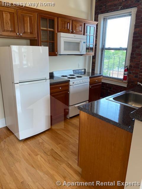 888 Massachusetts Ave, Central Square