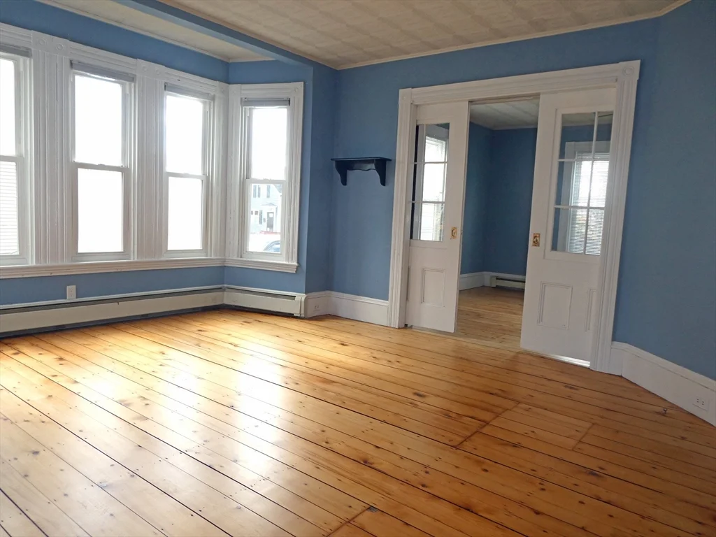 55 Everett St, Middleboro